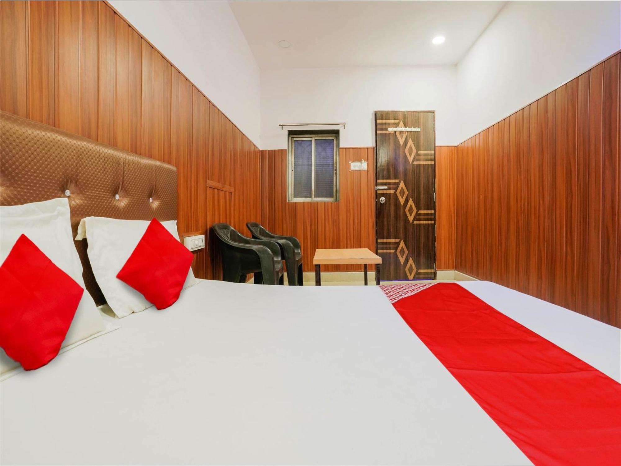 Hotel O Spotlight Тане Екстериор снимка
