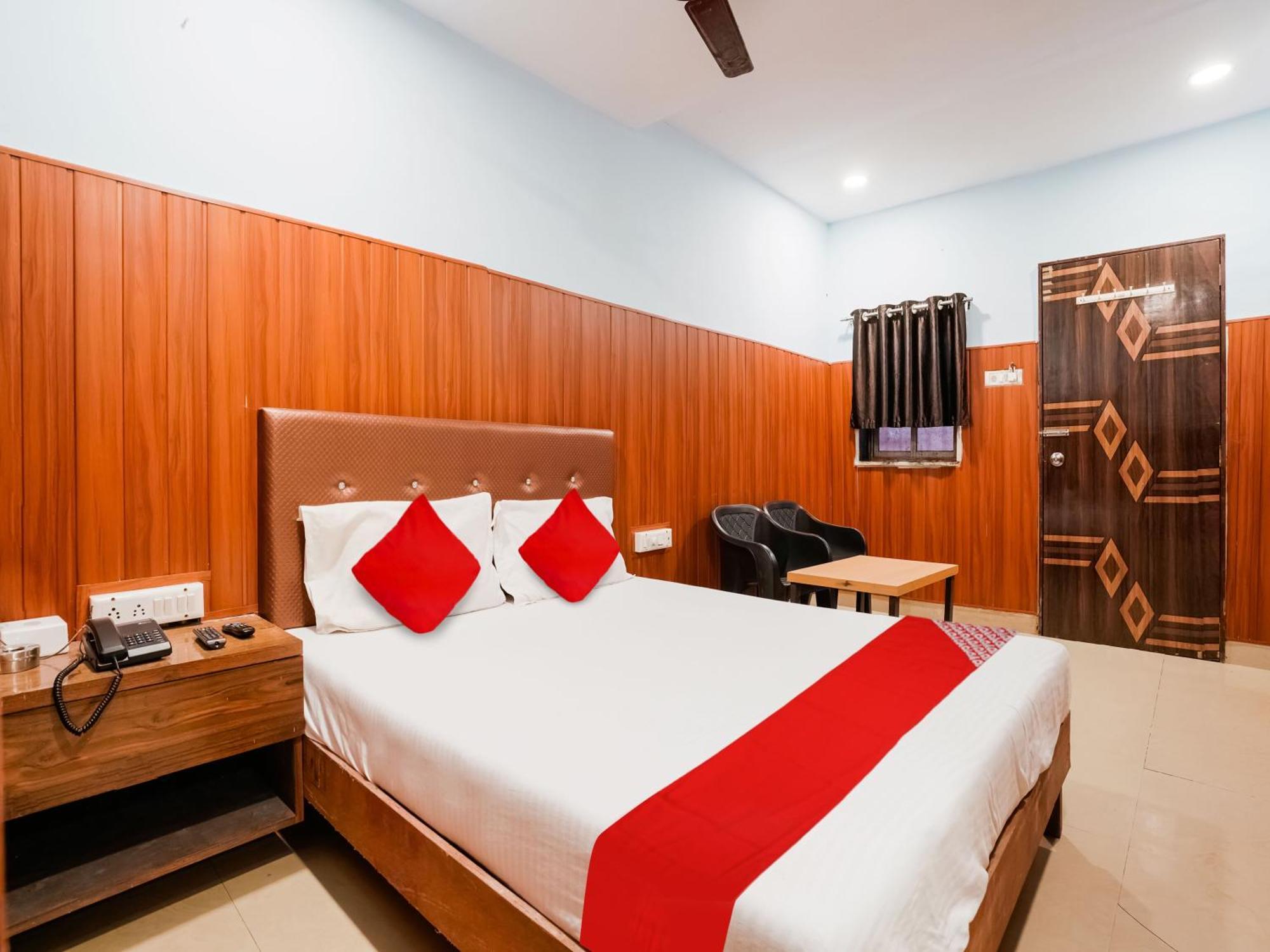 Hotel O Spotlight Тане Екстериор снимка