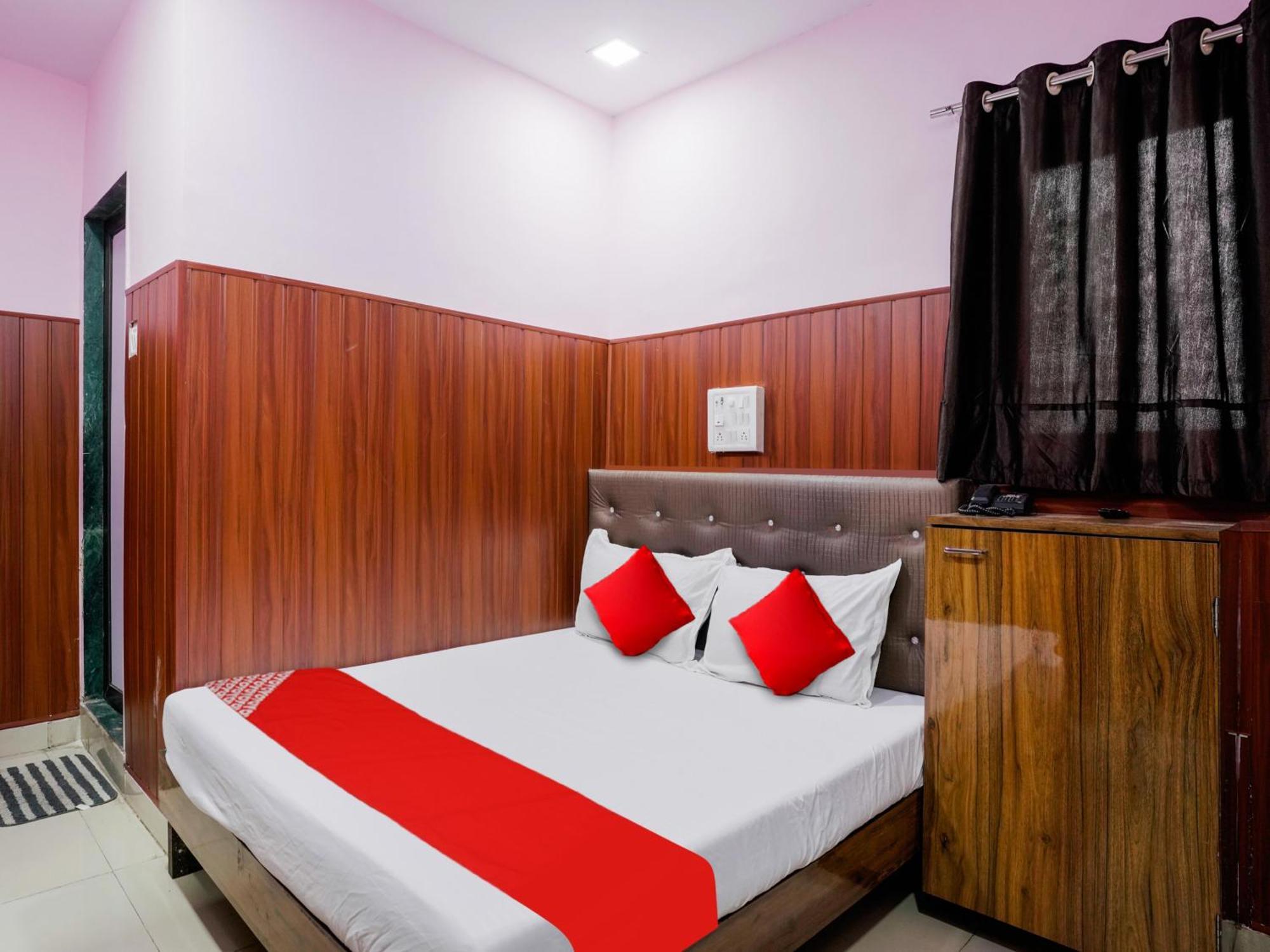 Hotel O Spotlight Тане Екстериор снимка