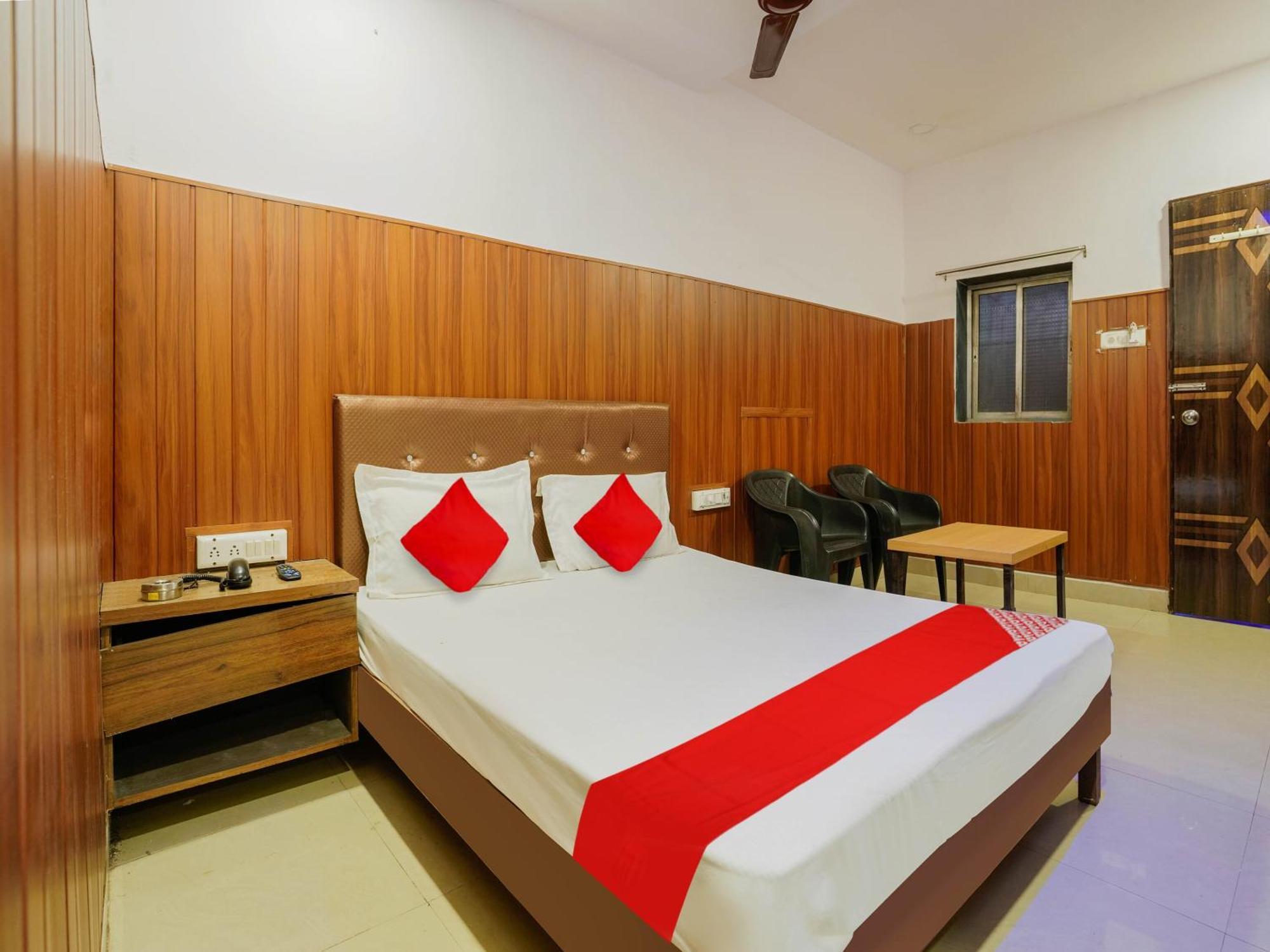 Hotel O Spotlight Тане Екстериор снимка